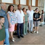 От екрана до витрината: Автентичните носии от „Капитан Петко Войвода“ гостуват в Панагюрище